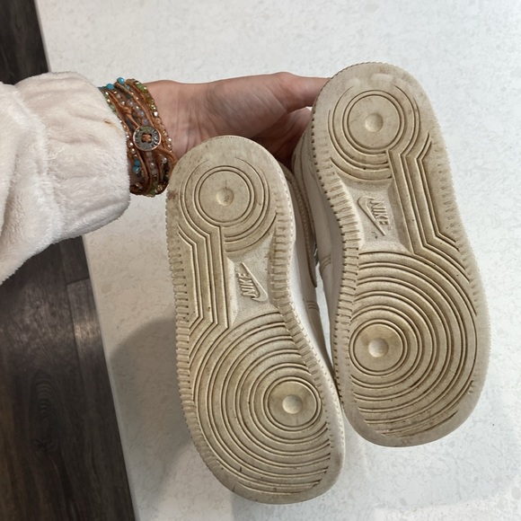 Worn Nike Boy's Air Force 13 Mid Le (Kid) - Picture 6 of 6